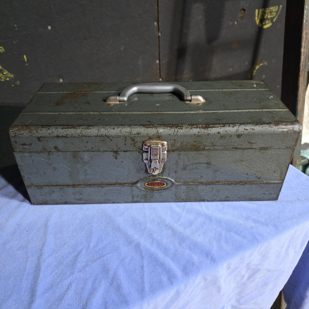 Vintage‎ Dunlap Metal Toolbox 17" Gray Steel Utility Box with Red Tray USA